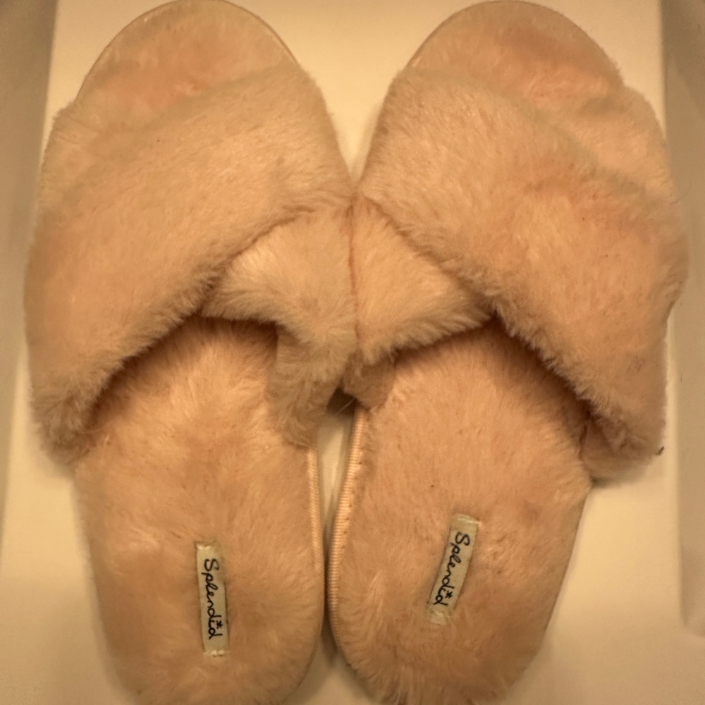 Splendid Pink Fluffy Slippers-M/L